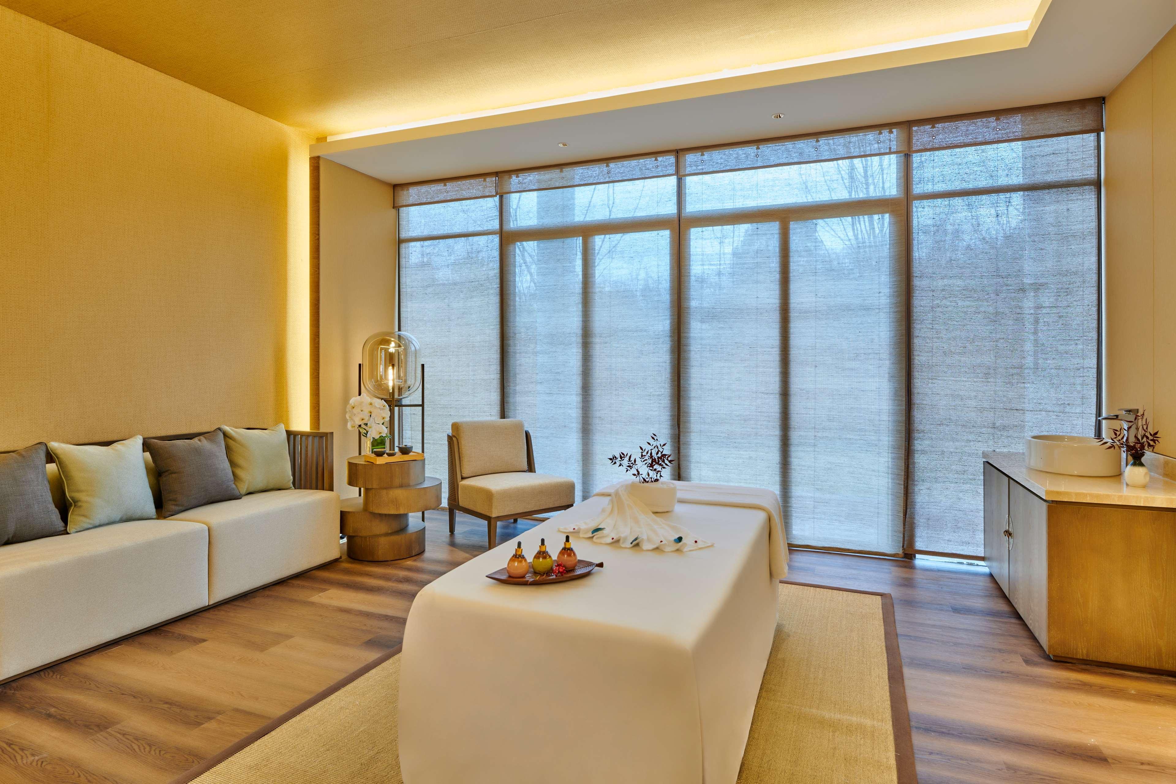 Lushan West Sea Resort, Curio Collection By Hilton Jiujiang  Luaran gambar