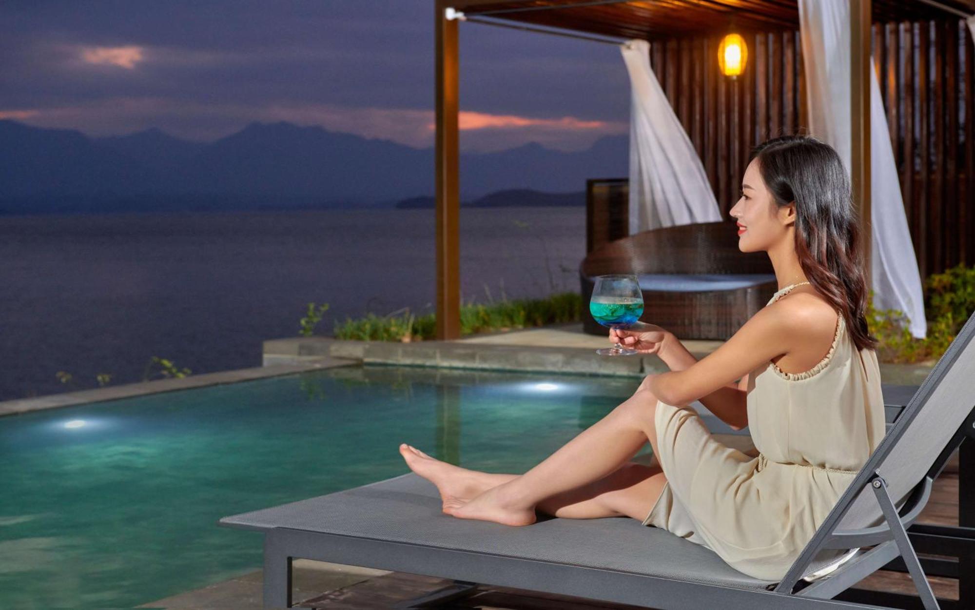 Lushan West Sea Resort, Curio Collection By Hilton Jiujiang  Luaran gambar