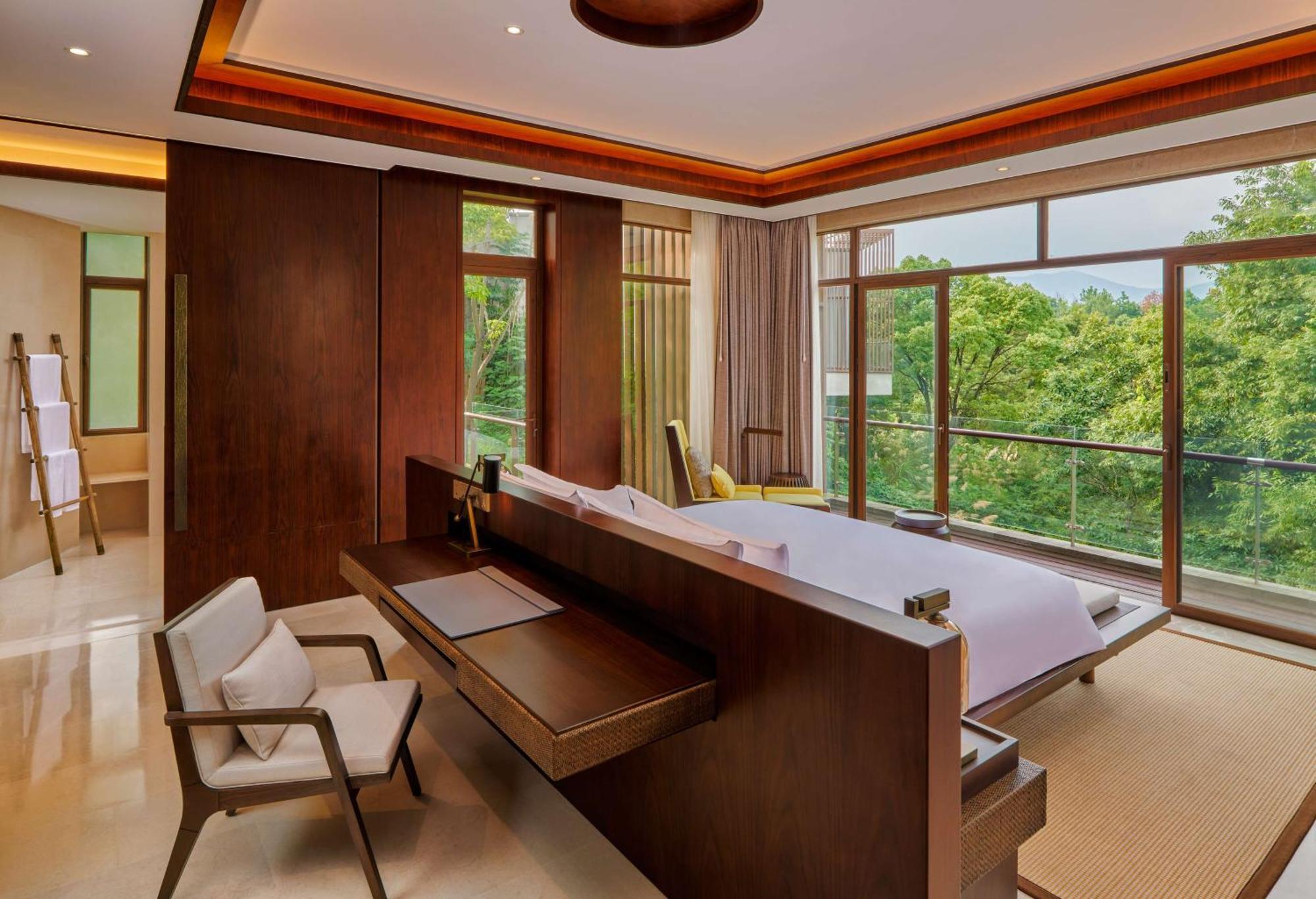 Lushan West Sea Resort, Curio Collection By Hilton Jiujiang  Luaran gambar