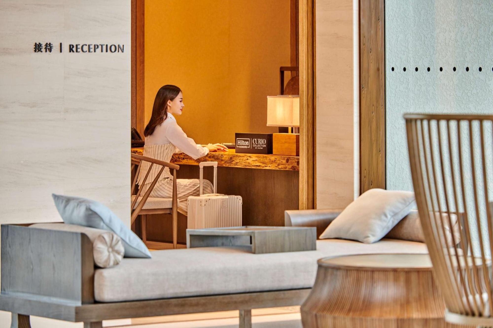 Lushan West Sea Resort, Curio Collection By Hilton Jiujiang  Luaran gambar